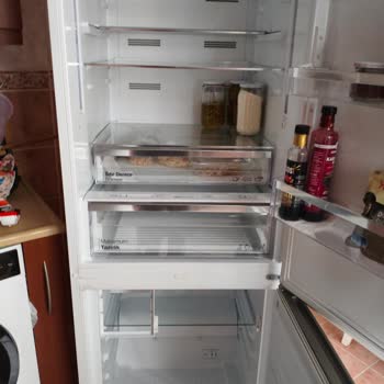 Çalışmayan Vestel Buzdolabı Ve Geciken Servis Mağduriyet Yaratıyor