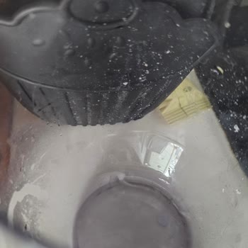 Frosch Deterjan Tabletinde Kalan İzler Bulaşıkları Kirletti Ücret İadesi İstiyorum