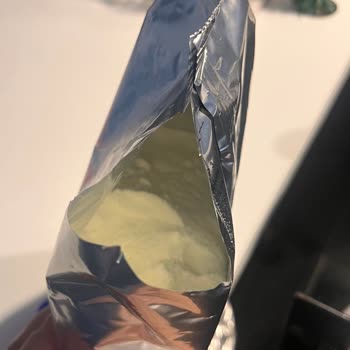 Hipp Organik Bebek Mamasında Canlı Larva: Sağlık Riski Ve Güven Kaybı!