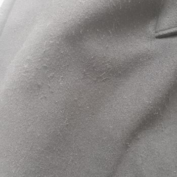 Afrah Design'dan Alınan Kaşe Kabanın Hızlı Tüylenmesi Ve İade Reddi