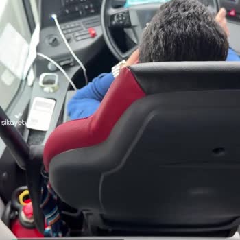Süha Turizm Otobüs İçinde Sigara İçilmesi