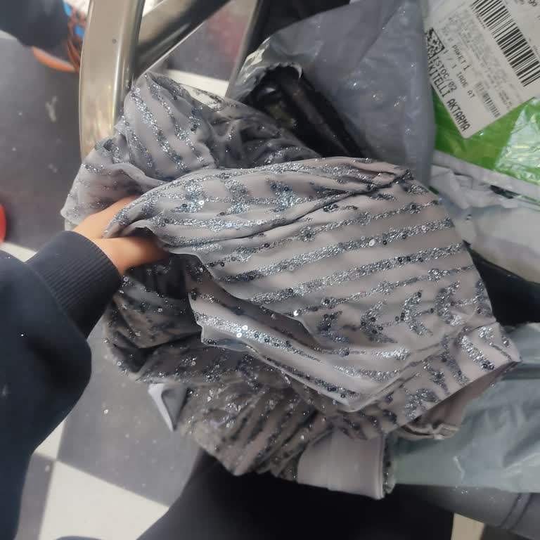 Yanıltıcı İnstagram Reklamı Sonucu Yanlış Ürün Gönderildi Ve İletişim Cevapsız