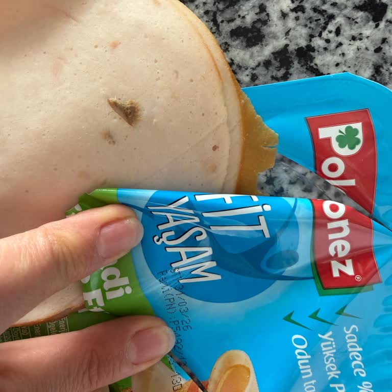 Son Kullanma Tarihi Geçmemiş Hindi Füme Bozulmuş, İade Ve Telafi Talebi