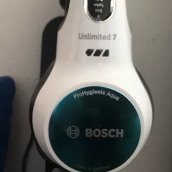 Bosch Süpürge Başlığının Yırtılması Garanti Kapsamında Değerlendirilmeli