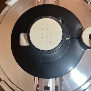 Kapağı Kırılan Tefal Clipso Düdüklü Tencere İçin Yedek Parça Bulunamaması Ve Güvenlik Endişesi