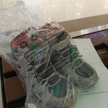 Sözde Su Geçirmez Bot Su Aldı, Mağaza İade Talebimizi Reddetti