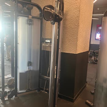 Macfit Trump AVM Şubesinde Bozuk Makineler Ve Uzun Bekleyen Tamirler