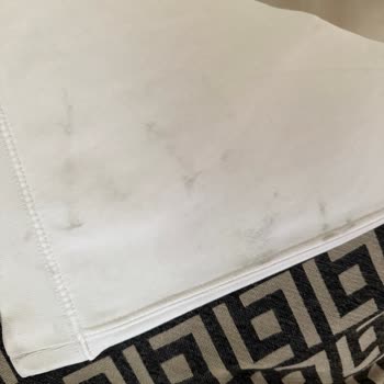 Arçelik Çamaşır Makinesinde İlk Yıkamalarda Lekeler Ve Kumaş Yırtılmaları