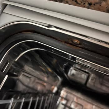 Arçelik Yeni Bulaşık Makinesinde Kısa Sürede Artan Paslanma Sorunu