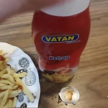 Bizim Vatan Ketçabını Tadı Ve Kokusu Kötü!