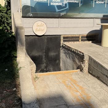 Defolu Açılır Yemek Masası Ve Cevapsız Servis Tamir Veya İade Talebi