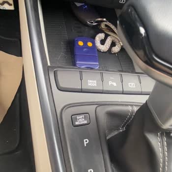 Temizlik Hizmeti Sunulmayan Ve Kaba Davranışla Karşılaşılan Hyundai İzmir Servisi