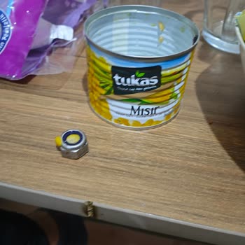 Tukaş Konservesinde Metal Somun Çıktı: Sağlık Ve Güven Sorunu