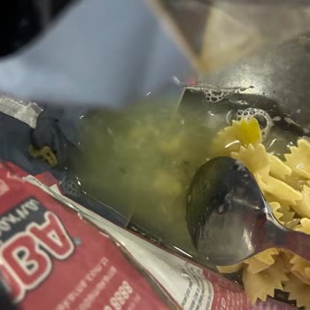 Oba Makarna’da Kurtlanmış Ürün Şikayeti