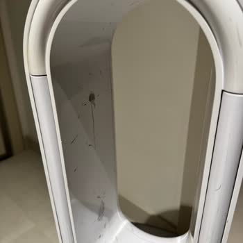 Onarım Sonrası Teslim Edilen Dyson Hava Temizleyicisi Su Sızdırıyor Ve Hasarlı