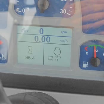 New Holland TT60 Traktörümde Tekrarlayan Hidrolik Ve Elektronik Arızalar