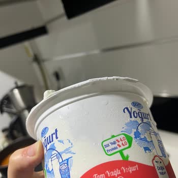 Dost Yoğurdun Ambalajındaki Keskin Kenarlar Parmağımı Kesti