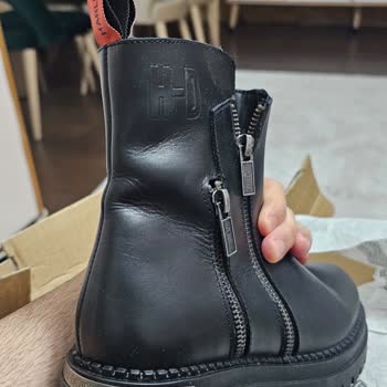 Sağlıksız Bot Ve Tüketici Hakları İhlali: İlk Kullanımda Ayağımı Yaran Ürün