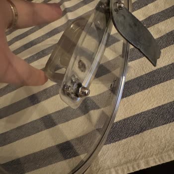 Jumbo Tencere Takımının Kırık Kapakları Ve İki Aylık Servis Sorunu İçin Tam İade Talebi