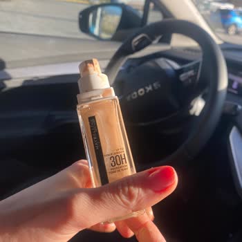 Maybelline Fondöten Kapağındaki Hata Aracımı Kirletti, Temizlik Masrafı Talebim