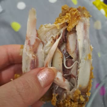 Popeyes'te Çiğ Kanatlar Ve Sağlık Tehlikesi