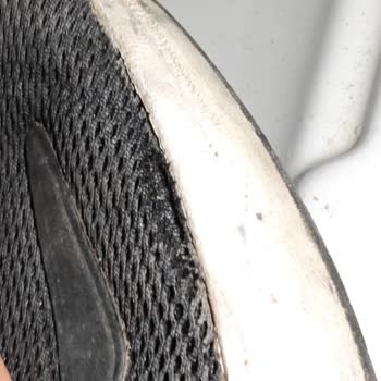 Puma Ayakkabısında Erken Yırtılma Ve Değişim İsteği