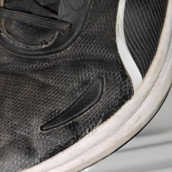 Puma Ayakkabısında Erken Yırtılma Ve Değişim İsteği