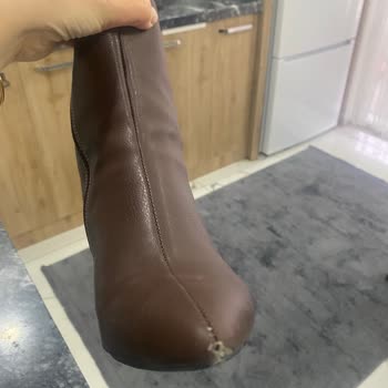 Trendyol Üzerinden Alınan Botta Dikiş Yırtılması Ve İletişimsizlik