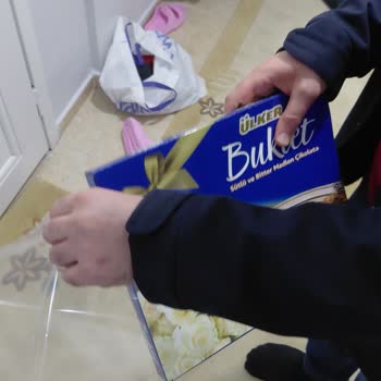 Ülker Buket Çikolatasında Bozulma Ve İç Dolgu Eksikliği