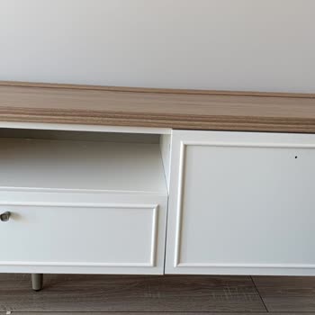 Eksik Vida Ve Kulp Nedeniyle Masa Ve TV Ünitesi Kurulumunda Yaşanan Sorunlar