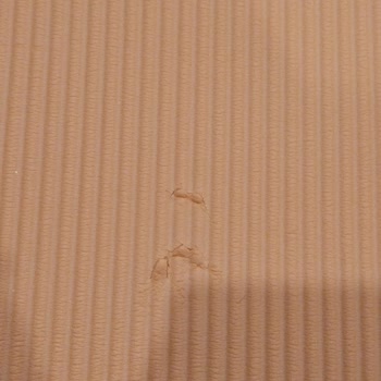 Spor Matında İlk Kullanımda Büyük Yırtıklar Ve Kalite Sorunu