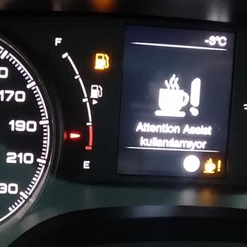 Fiat Egea Cross'ta Sürekli Fren Kontrol Ve Şerit Asist Uyarıları, Garanti Kapsamında Çözüm Talebi