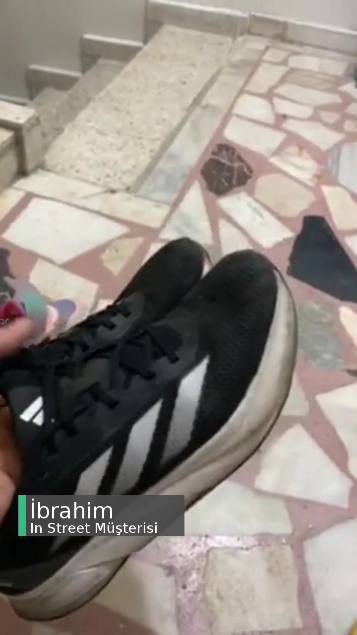 In Street Ayakkabı Hatası videonun kapak resmi