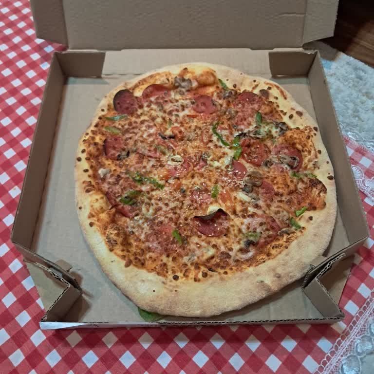Domino's Pizza Yanıltıcı Ve Eksik 800 TL’lik Siparişinde Haksız Uygulama