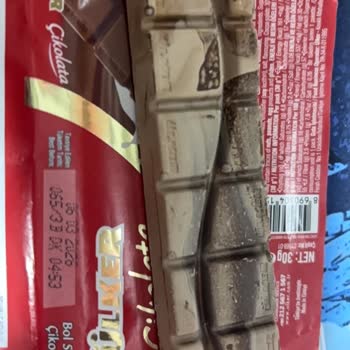 Pursaklar Yunus Market’te Bozuk Ülker Sütlü Çikolata, İade Talebi