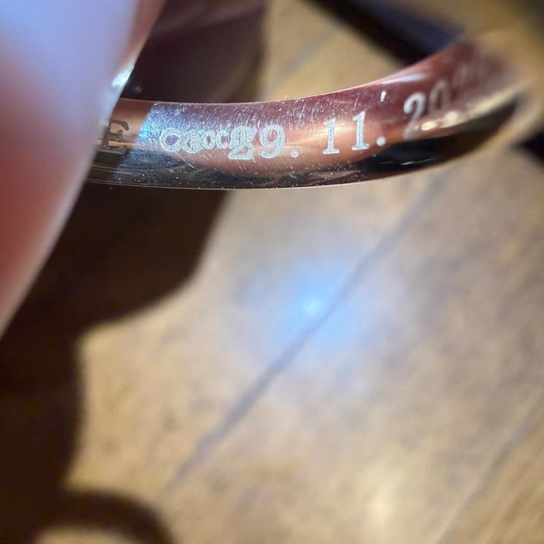 Koçak Mağazasındaki Yazı Hatası Değer Kaybına Yol Açtı