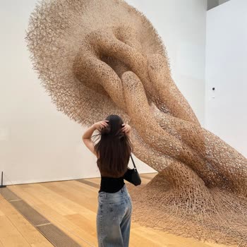 Oya & Buğra Kuaför Talep Edilen Modelin Dışında Kısa Katlı Kesim ve Hijyen Kurallarına Uymaması