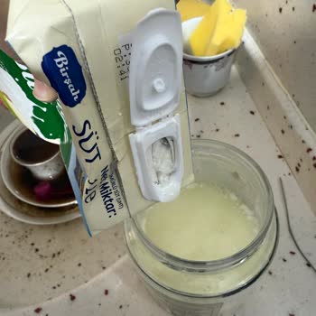 A101 Bartın Kemer Şubesinde Bozulmuş Süt Satışı Ve İade Talebi