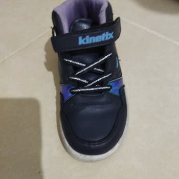 Kinetix Çocuk Ayakkabısında Üretim Hatası: Topuk Açıldı