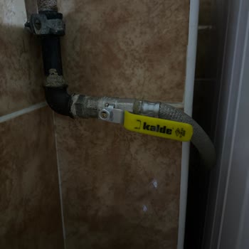 Usulsüz Kullanım İddiası Nedeniyle Mühürlenen Doğalgaz Sayaçının Açılmaması Ve Aile Mağduriyeti