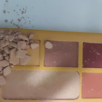 Kırık Far Ürünü İçin Değişim Talebi