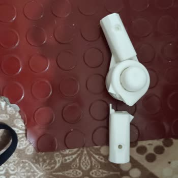 Baby Force Kırılan Sabitleme Mekanizması Nedeniyle Kullanılamayan Sallanma Kucağı