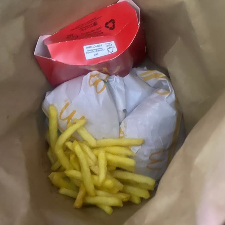 McDonald's Patatesleri Buz Gibi Ve Süngerimsi, İade Talebi Haksızca Reddedildi