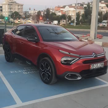Citroen E-C4X İkinci El Satın Almada Beklenen 304 Km Menzil Yerine 175-200 Km Gerçek Menzil