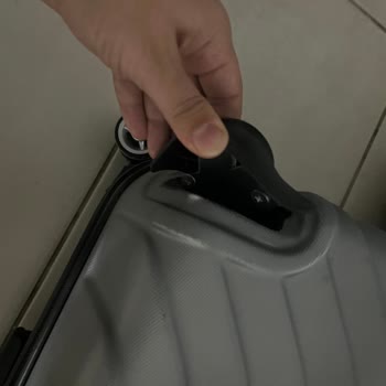 Kırık Valiz Ve Eksik Teker: Çocuklu Yolcuların Yaşadığı Mağduriyet