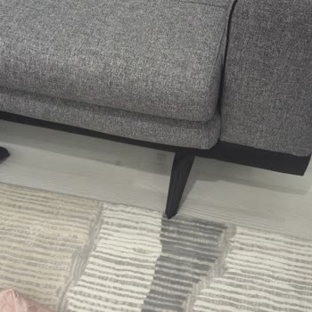 Kurulum Hatası Üçlü Koltuk Ayağını Kırdı, Servis Aylarca Gelmedi