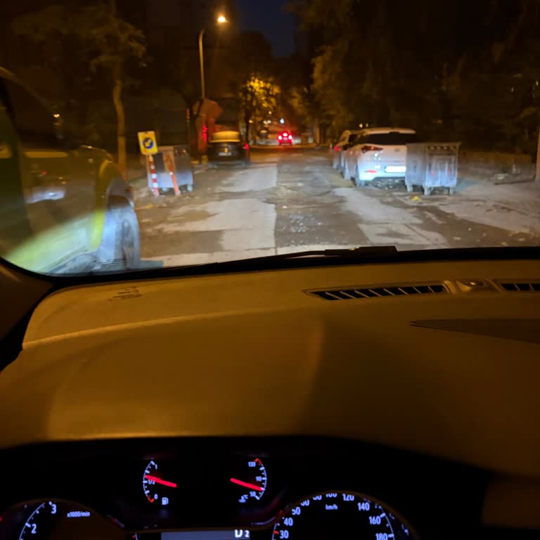 Suadiye Aydın Sokak’ın Uzun Süreli Kırık Dökük Durumu Ve Yetersiz Çocuk Etkinlikleri