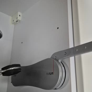 Mutfak Dolapları Ray Sistemindeki Güvenlik Sorunu Ve Ücretsiz Onarım Talebi