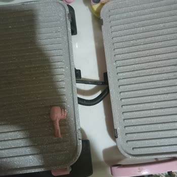 Karaca Korkmaz Tost Makinesinde Üç Beş Kullanımda Parça Kırıldı