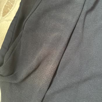 Polo Sweatshirt’te Renk Atması Ve Müşteri Hizmetlerinin Destek Vermemesi